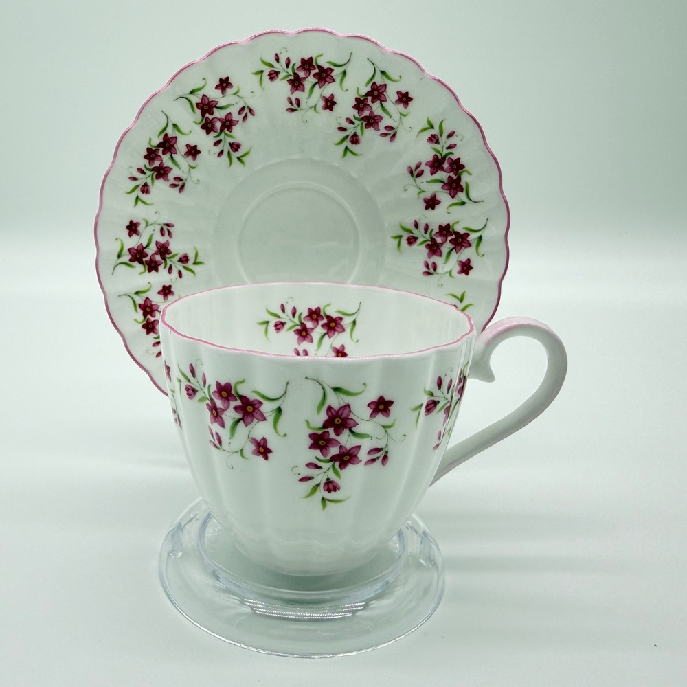 Tuscan Fine English Bone China Tea Cup and Saucer Set Pink Floral Fluted D2552